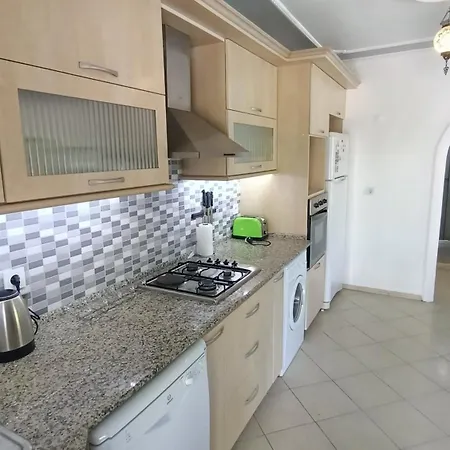 Baba View 아파트 페티예